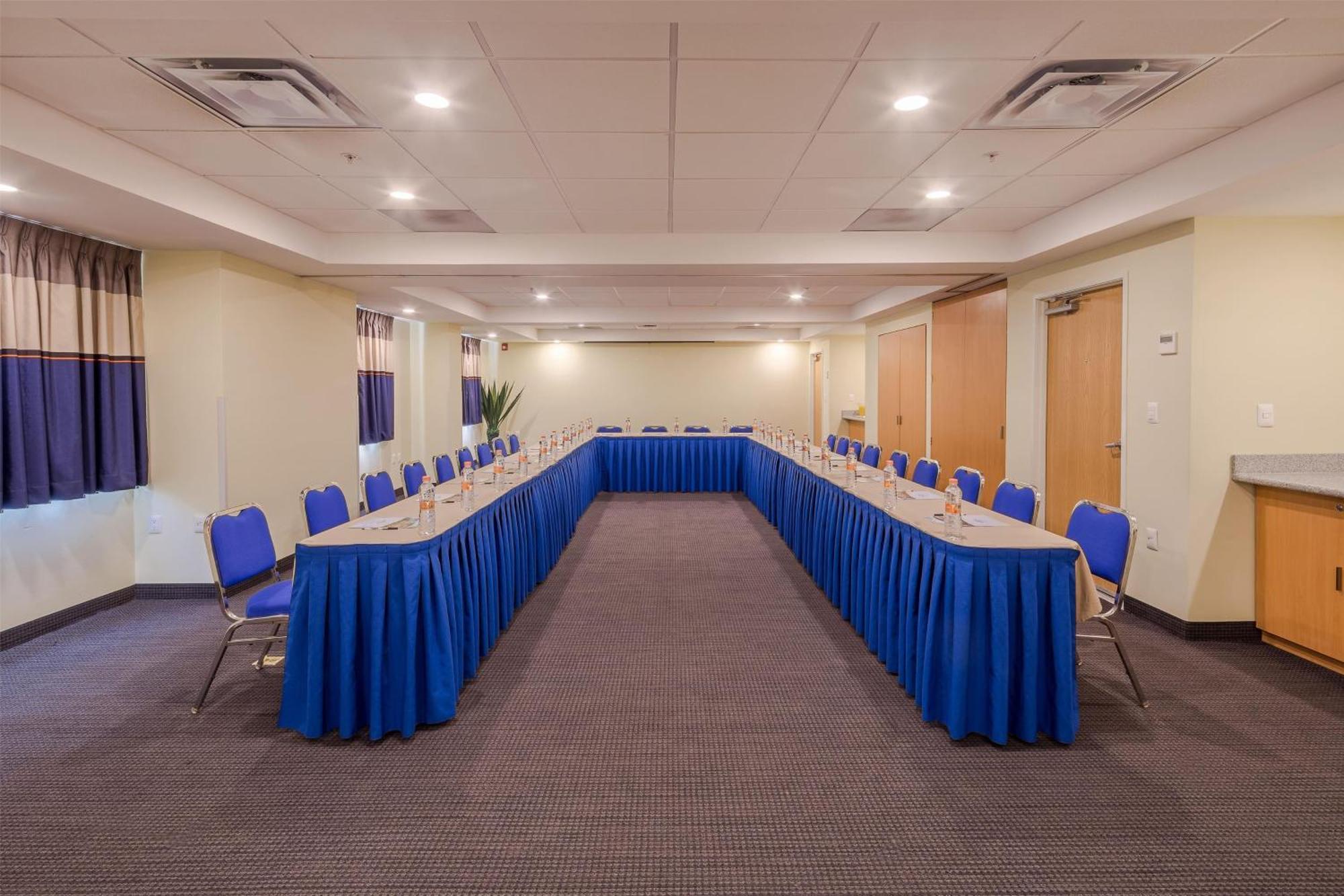 Microtel & By Wyndham 3* Culiacan